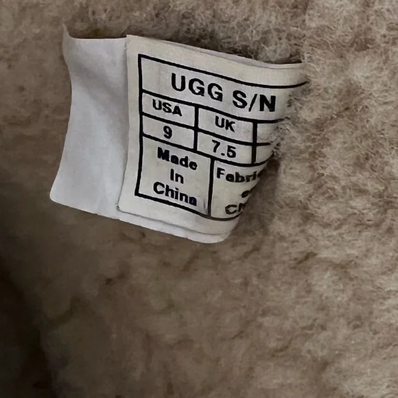 Uggs Classic II Sz women’s 9 Brown Yan Suede Shearling Boots VGUC - Picture 11 of 13